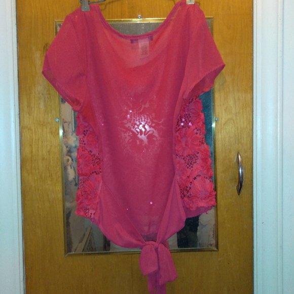 3 pc. White, blue & red sequins & flowers camisole-style tops w/bow in back - Picture 4 of 6